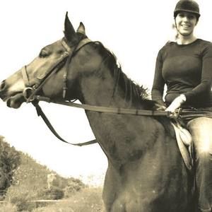 Meet your Posher, Julia